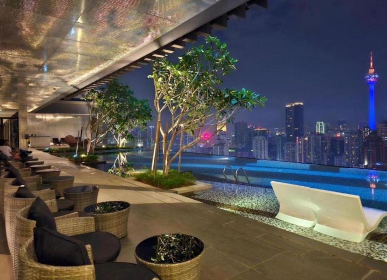 Axon Suites Pavilion By Victory House Kuala Lumpur Exterior photo