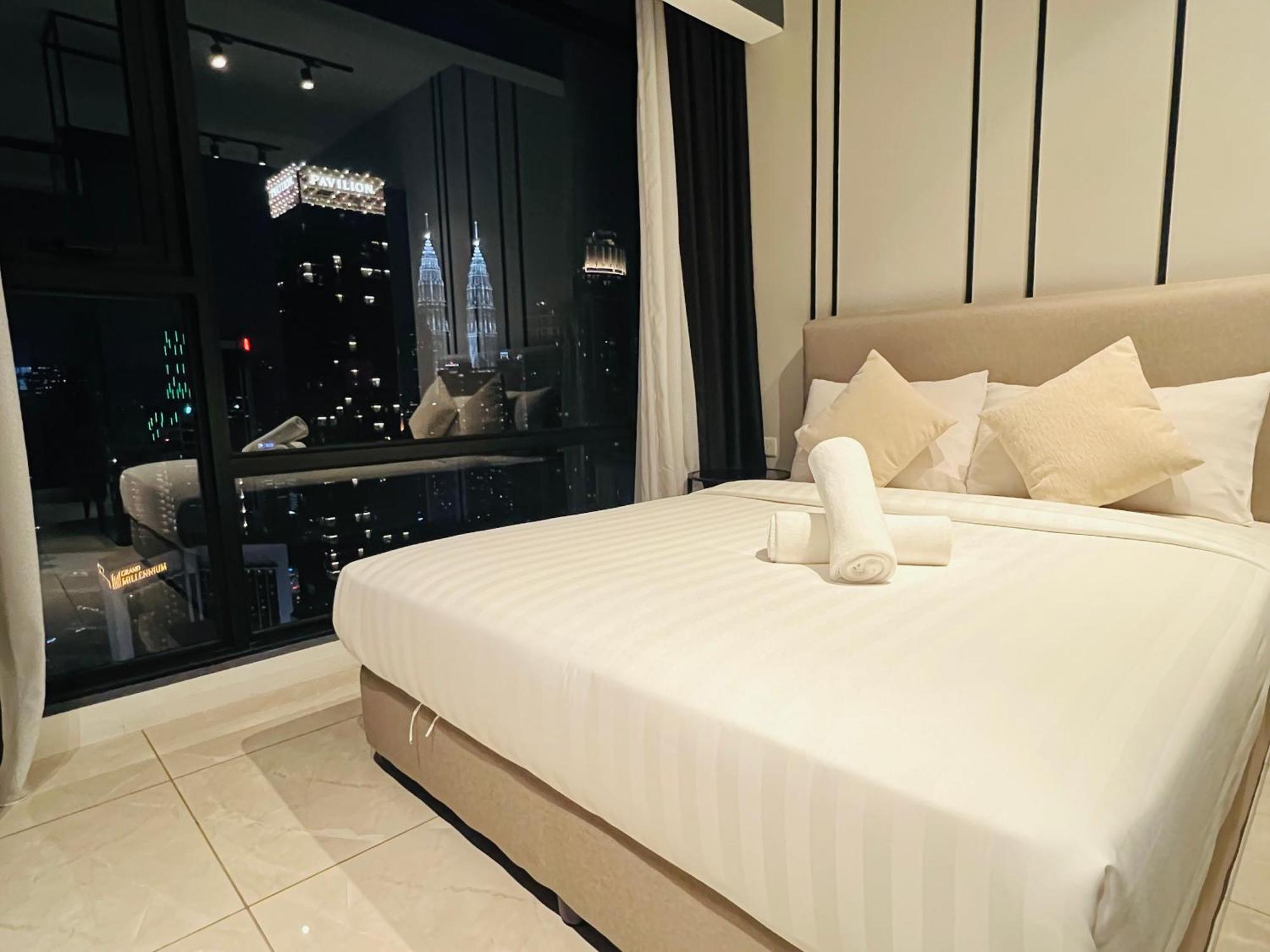 Axon Suites Pavilion By Victory House Kuala Lumpur Exterior photo